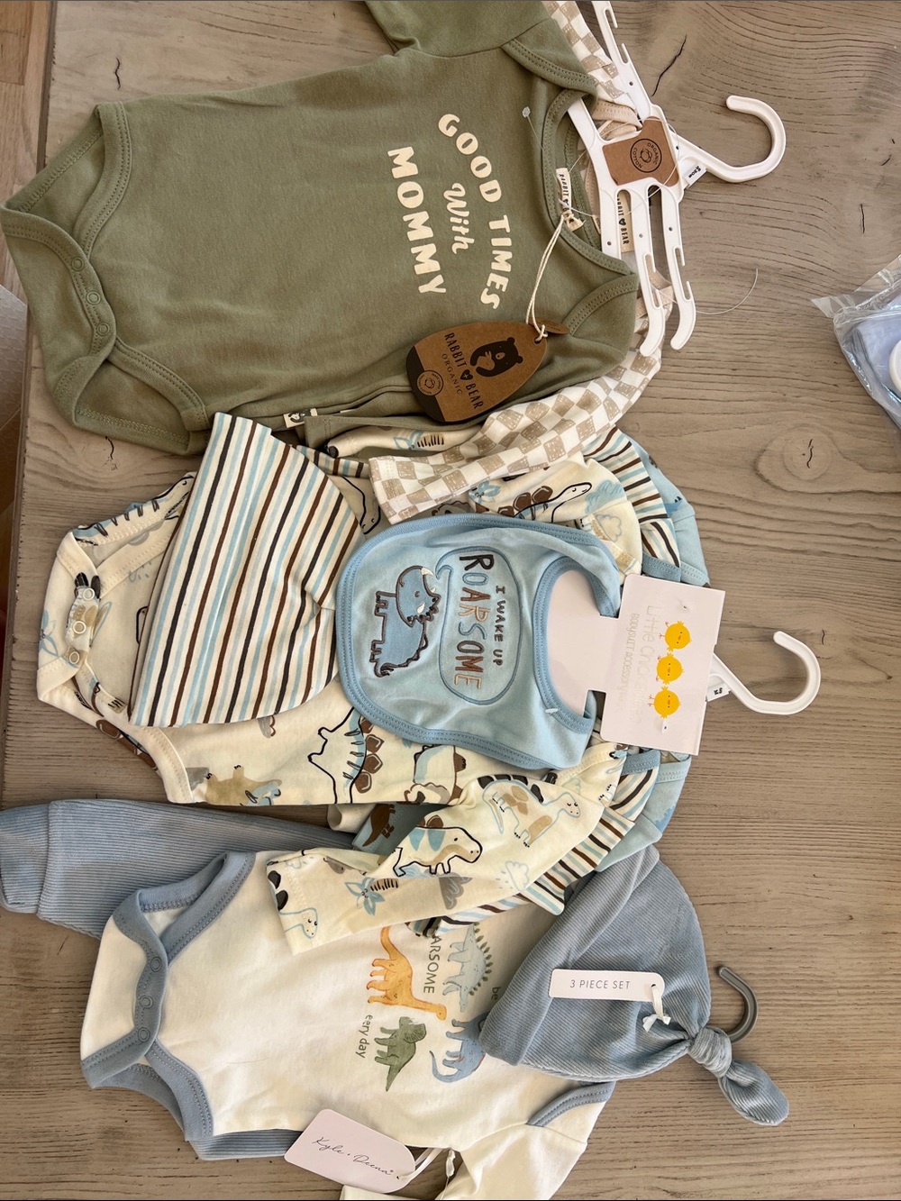 Multi-Pack Baby Bodysuits & Bib Set - Olive Green, Cream, Light Blue